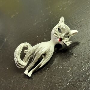 Cat Pin